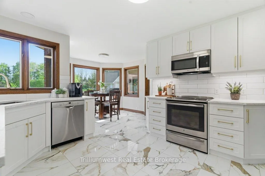 Photo 7 of 32 Sunset Drive, Woolwich — HOMEH