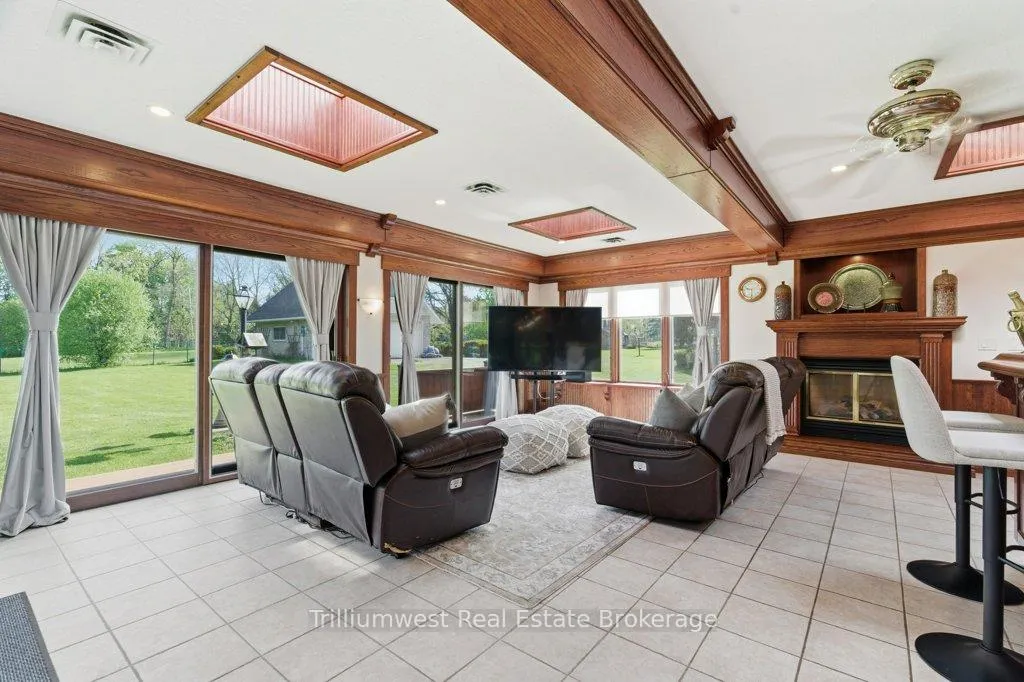 Photo 12 of 32 Sunset Drive, Woolwich — HOMEH