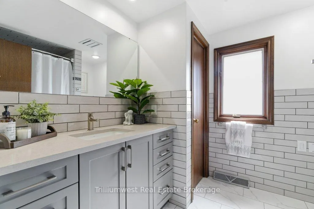 Photo 23 of 32 Sunset Drive, Woolwich — HOMEH