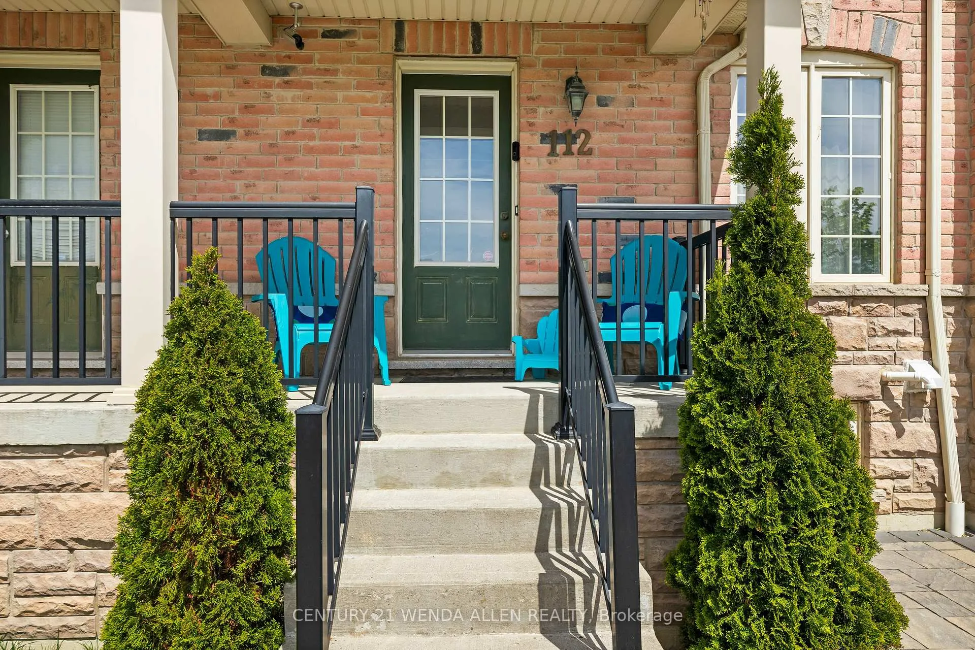 Photo 2 of 112 Goss Lane, Ajax, Northeast Ajax — HOMEH