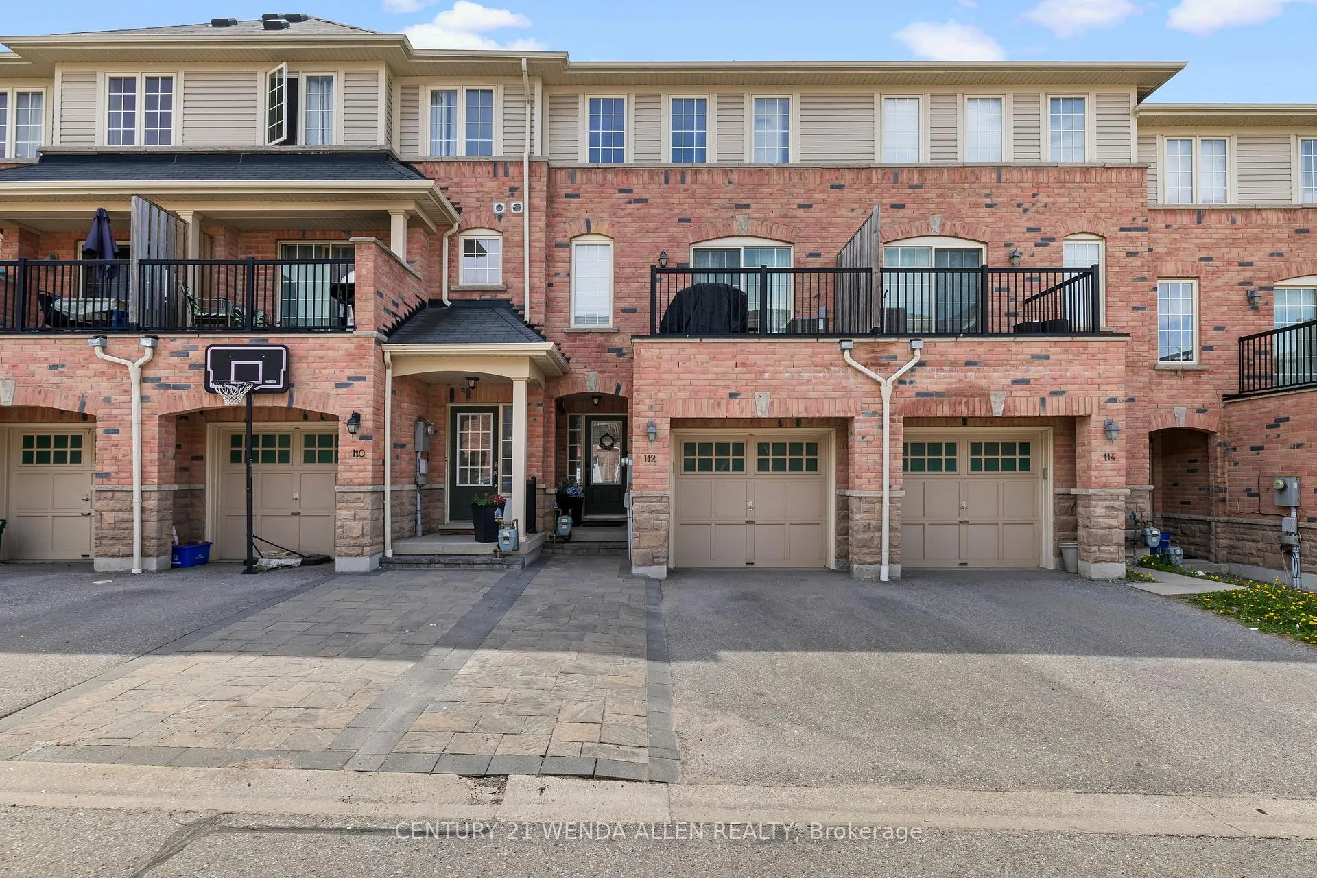 Photo 6 of 112 Goss Lane, Ajax, Northeast Ajax — HOMEH
