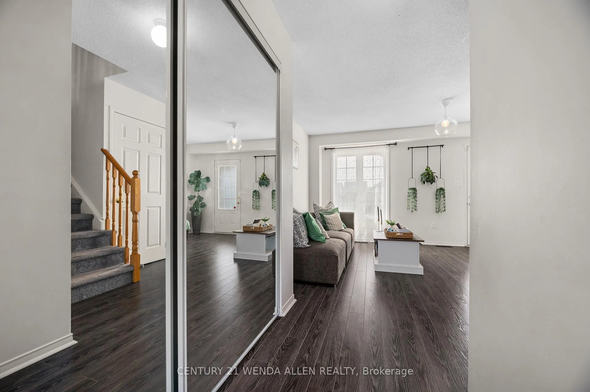 Photo 9 of 112 Goss Lane, Ajax, Northeast Ajax — HOMEH