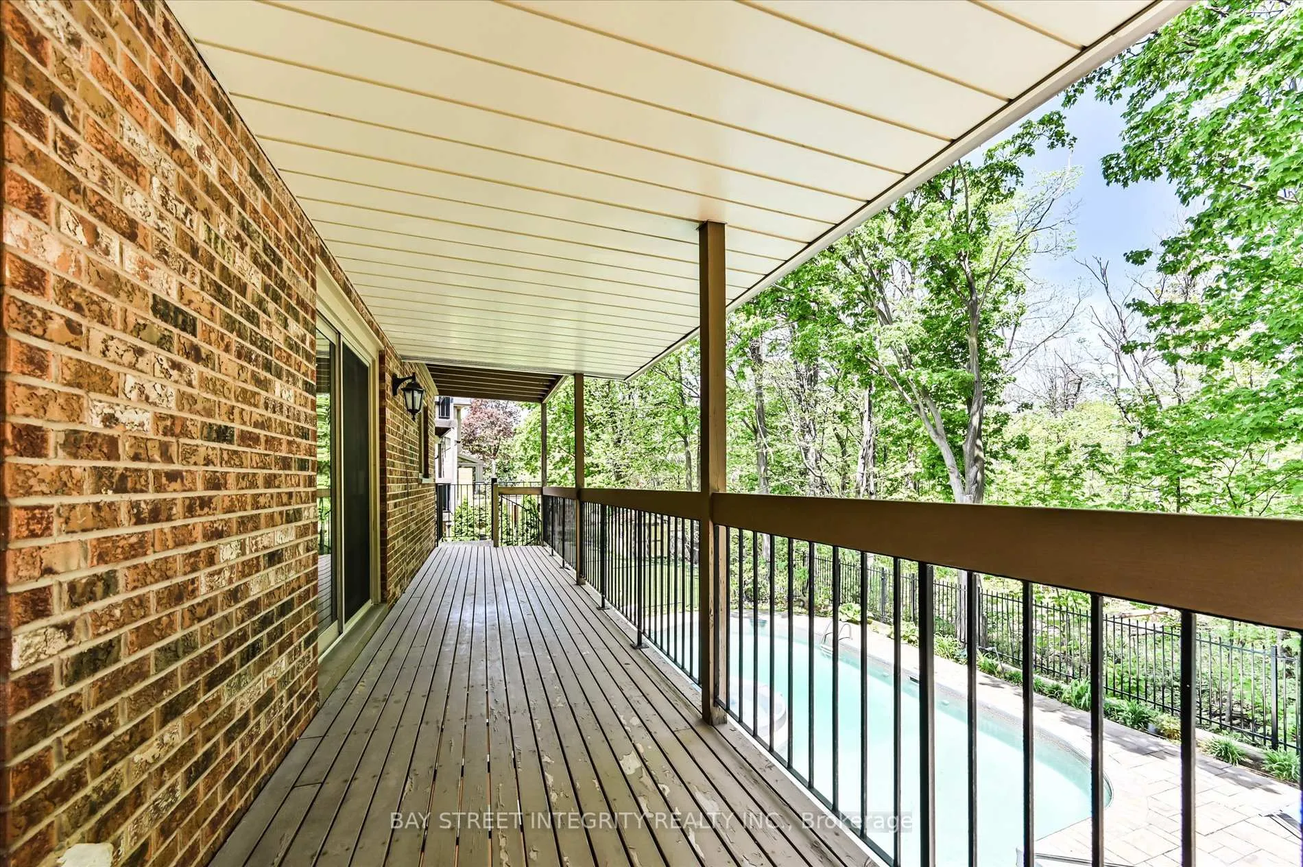 Photo 40 of 42 Sycamore Drive, Markham, Aileen-Willowbrook — HOMEH