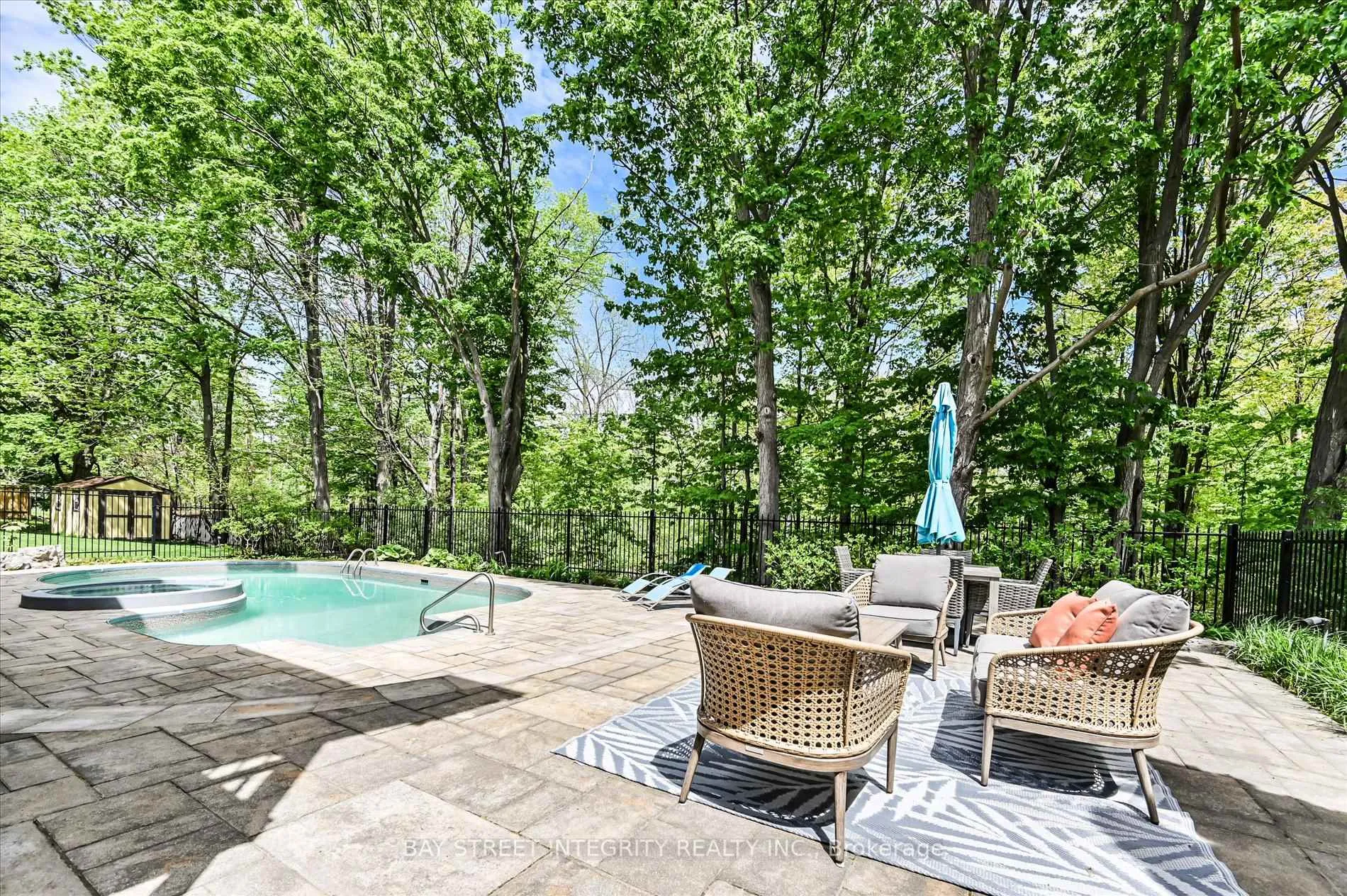 Photo 42 of 42 Sycamore Drive, Markham, Aileen-Willowbrook — HOMEH