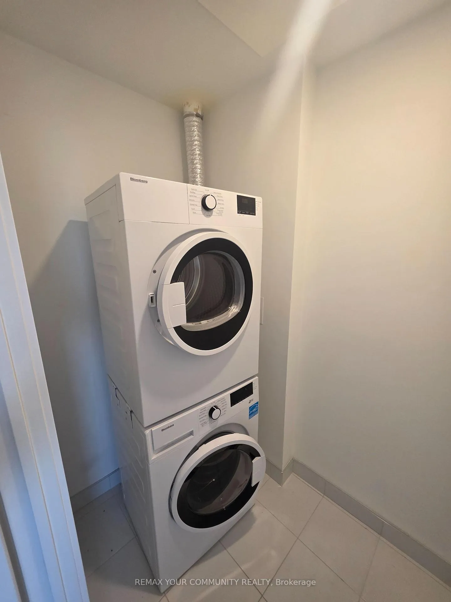Photo 14 of Unit 3007, 395 Bloor Street E, Toronto, North St. James Town — HOMEH