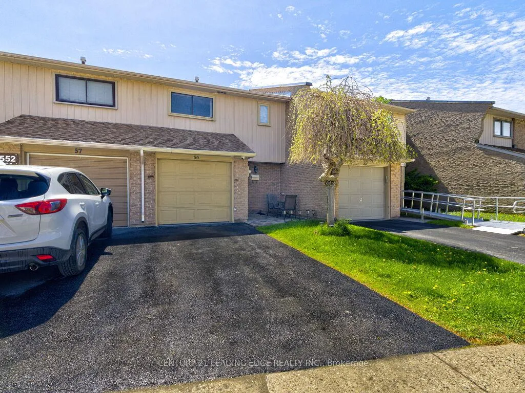 Photo 5 of Unit 56, 1552 Lancaster Drive, Oakville, Falgarwood — HOMEH