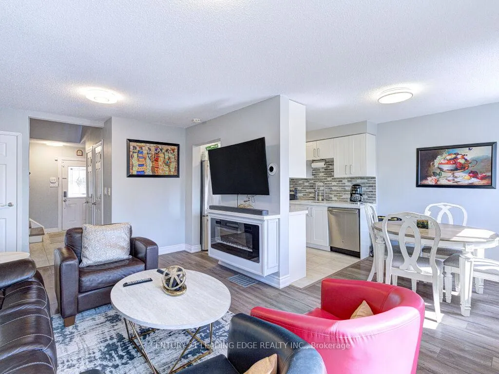 Photo 9 of Unit 56, 1552 Lancaster Drive, Oakville, Falgarwood — HOMEH