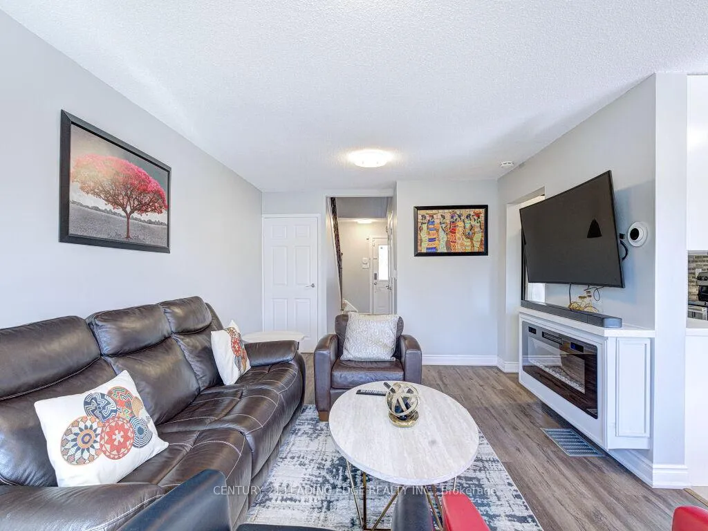 Photo 10 of Unit 56, 1552 Lancaster Drive, Oakville, Falgarwood — HOMEH