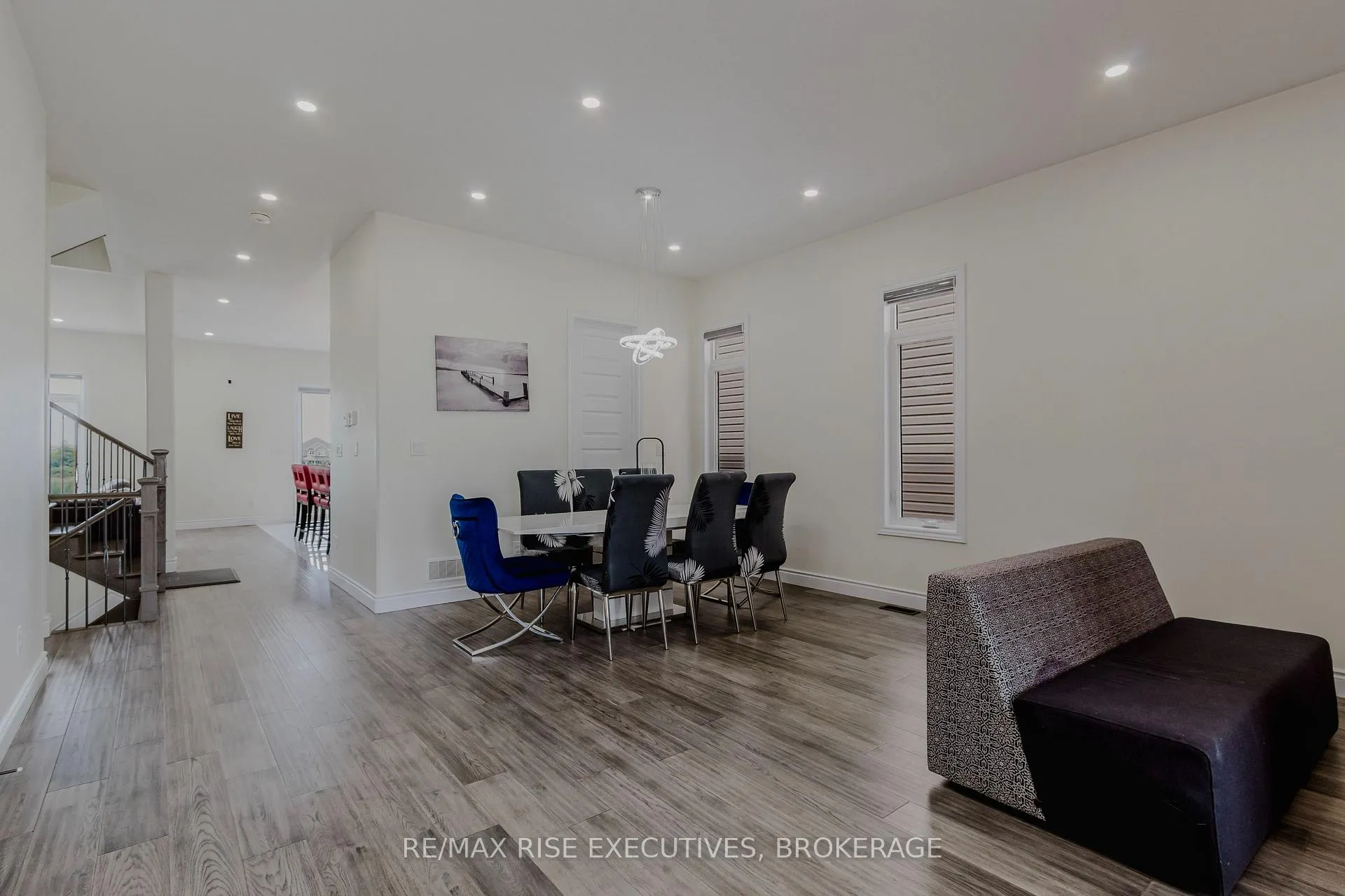 Photo 3 of 491 Beth Crescent, Kingston, City Northwest — HOMEH