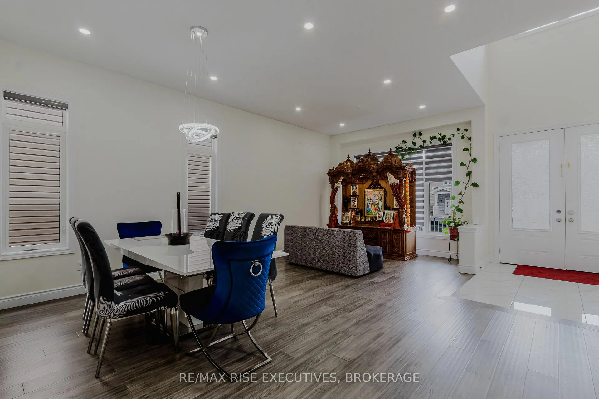 Photo 4 of 491 Beth Crescent, Kingston, City Northwest — HOMEH