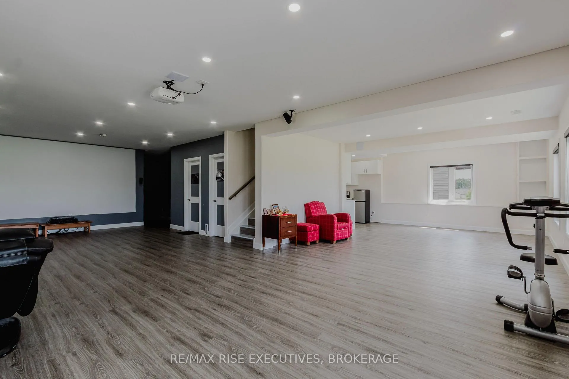 Photo 21 of 491 Beth Crescent, Kingston, City Northwest — HOMEH