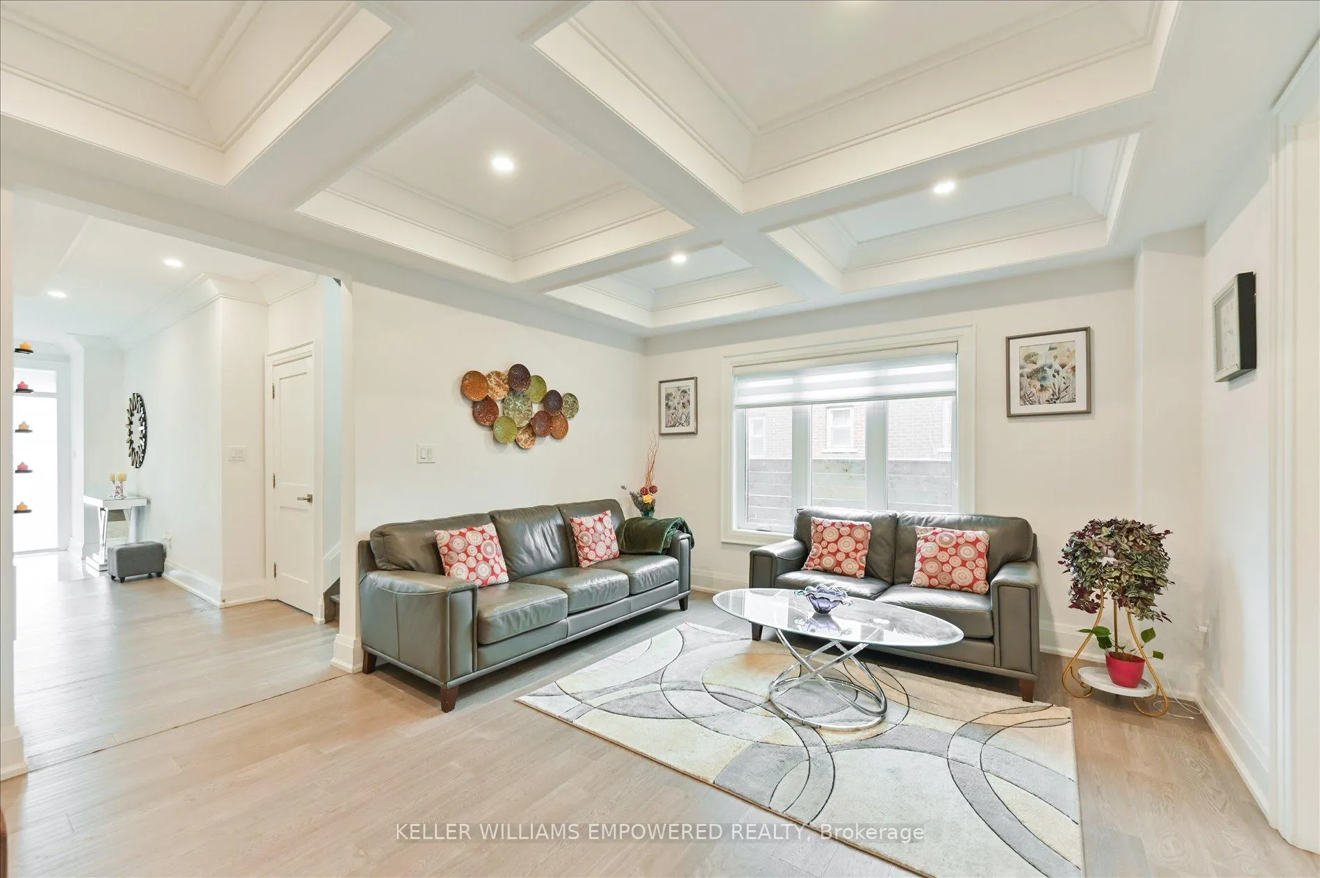 Photo 9 of 43 Wolcott Avenue, Scarborough, Oakridge — HOMEH