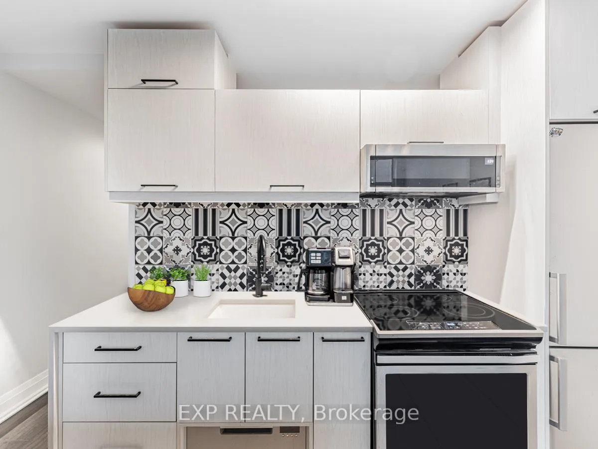 Photo 2 of Unit 622, 36 Blue Jays Way, Toronto, Waterfront Communities — HOMEH