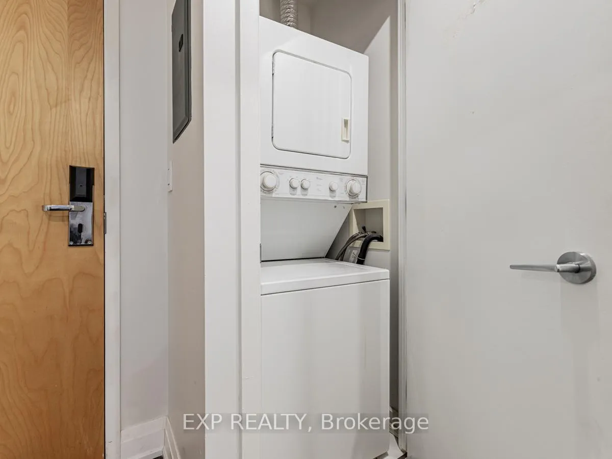 Photo 7 of Unit 622, 36 Blue Jays Way, Toronto, Waterfront Communities — HOMEH