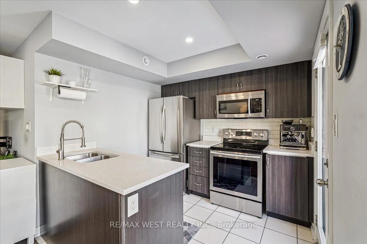 Photo 7 of Unit 148, 80 Parrotta Drive, North York, Humberlea-Pelmo Park — HOMEH