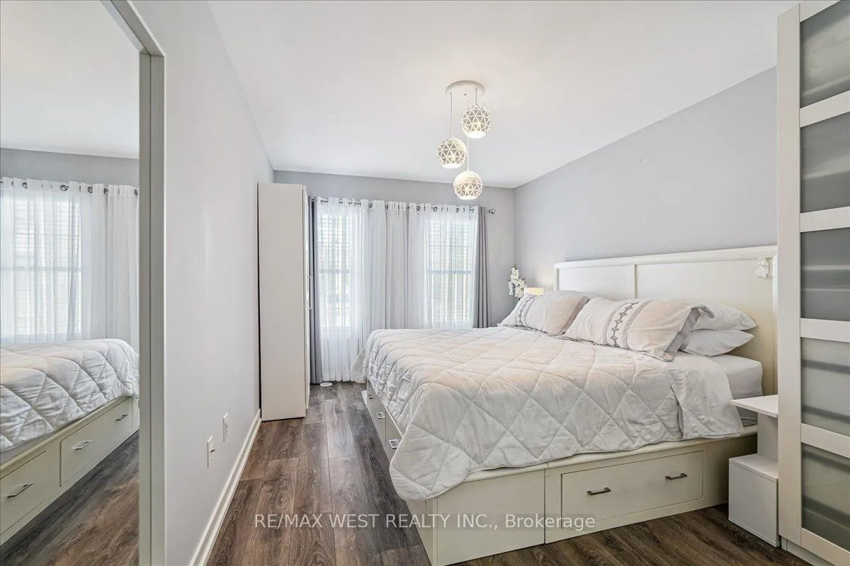 Photo 11 of Unit 148, 80 Parrotta Drive, North York, Humberlea-Pelmo Park — HOMEH