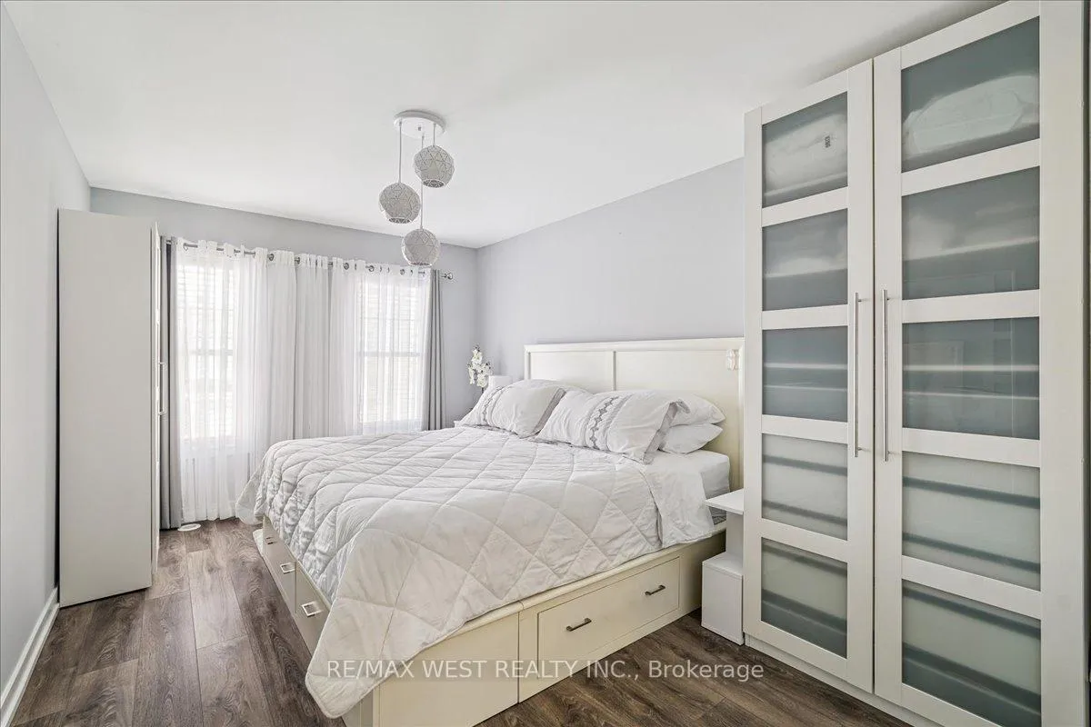 Photo 13 of Unit 148, 80 Parrotta Drive, North York, Humberlea-Pelmo Park — HOMEH