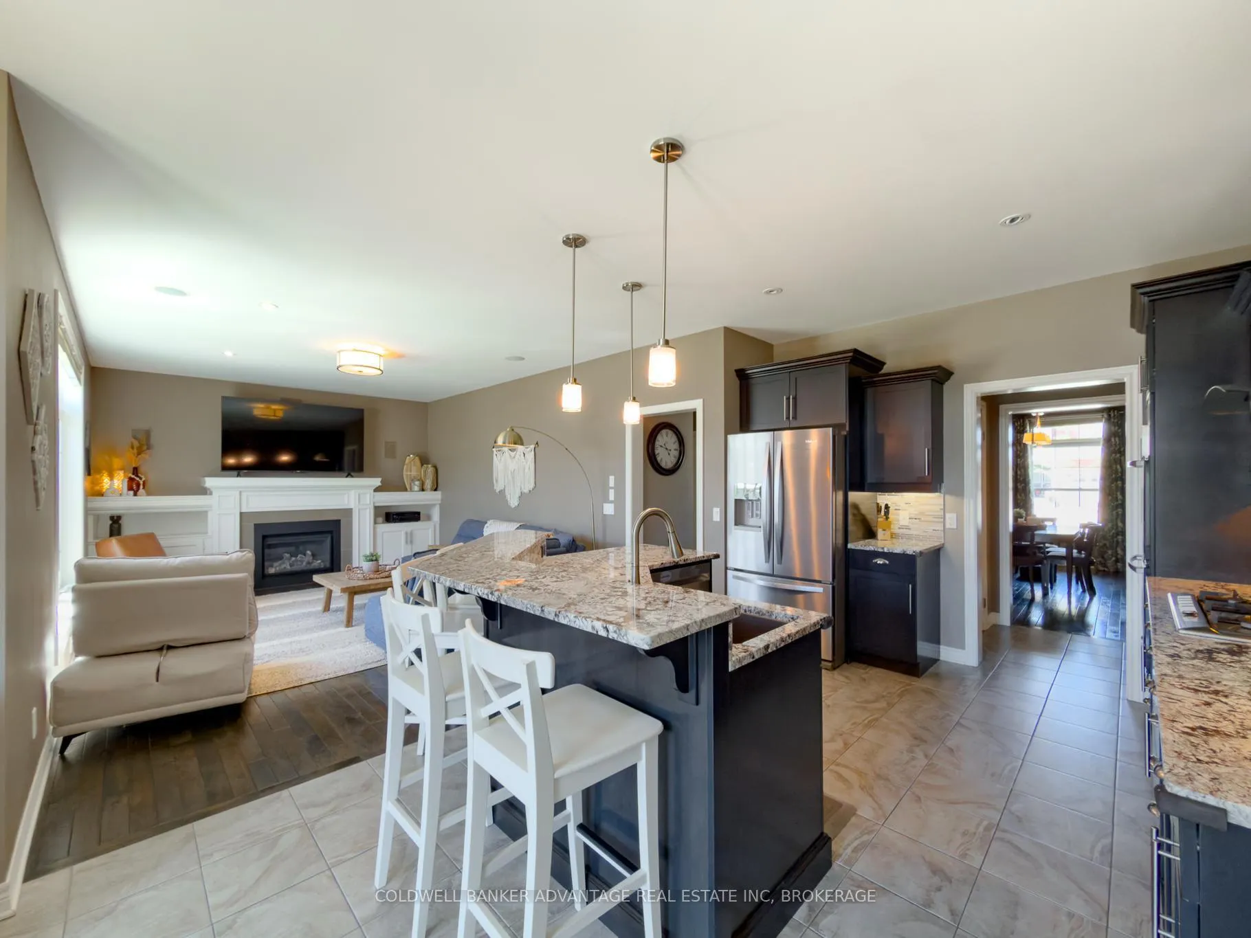 Photo 12 of 336 Creekside Drive, Welland, Coyle Creek — HOMEH