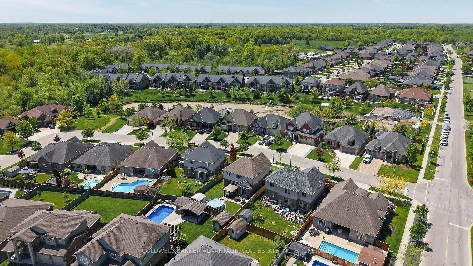 Photo 45 of 336 Creekside Drive, Welland, Coyle Creek — HOMEH