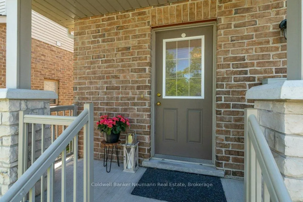 Photo 6 of 114 Creighton Avenue, Guelph, Grange Road — HOMEH