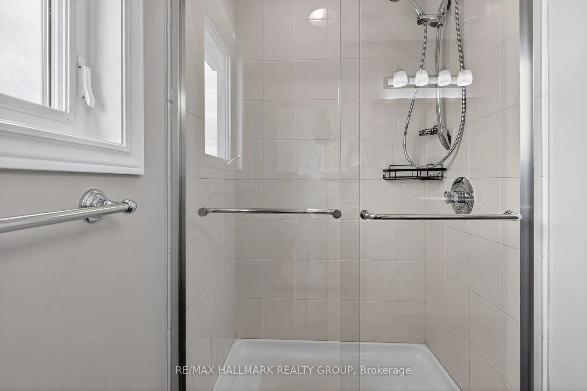 Photo 22 of 236 Trailsedge Way, Ottawa, Mer Bleue/Bradley Estates/Anderson Park — HOMEH