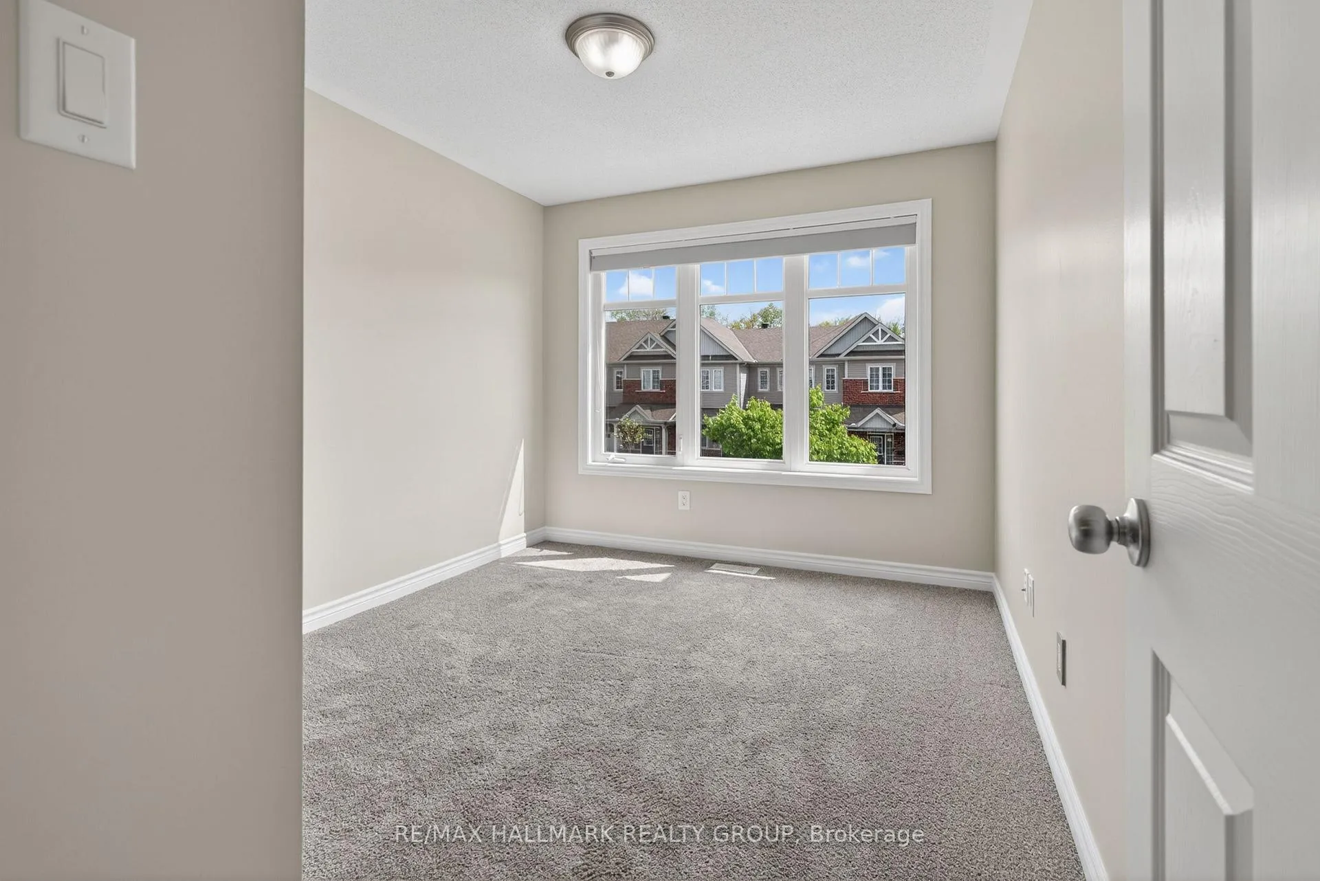 Photo 25 of 236 Trailsedge Way, Ottawa, Mer Bleue/Bradley Estates/Anderson Park — HOMEH
