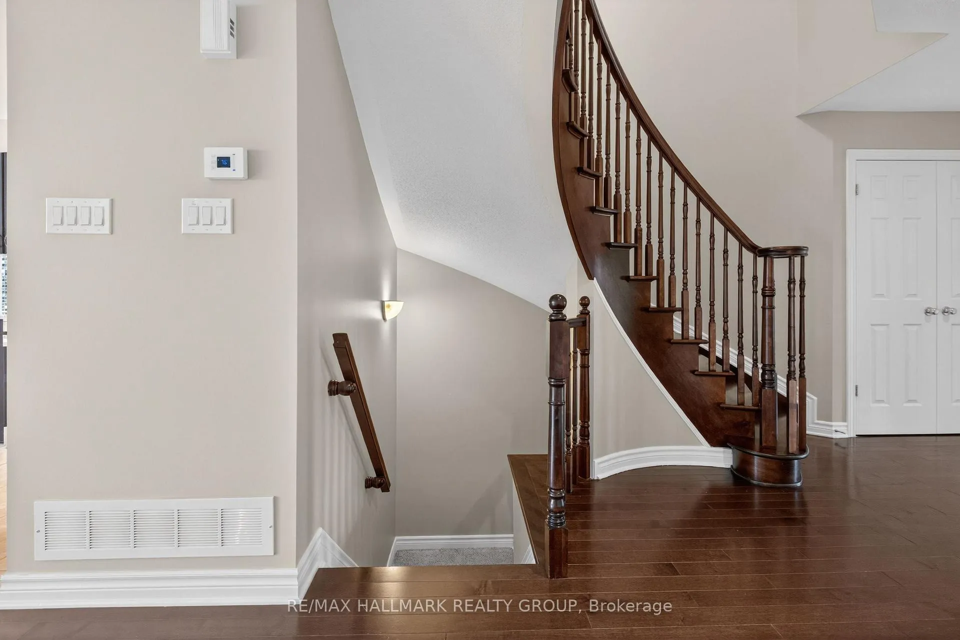 Photo 31 of 236 Trailsedge Way, Ottawa, Mer Bleue/Bradley Estates/Anderson Park — HOMEH