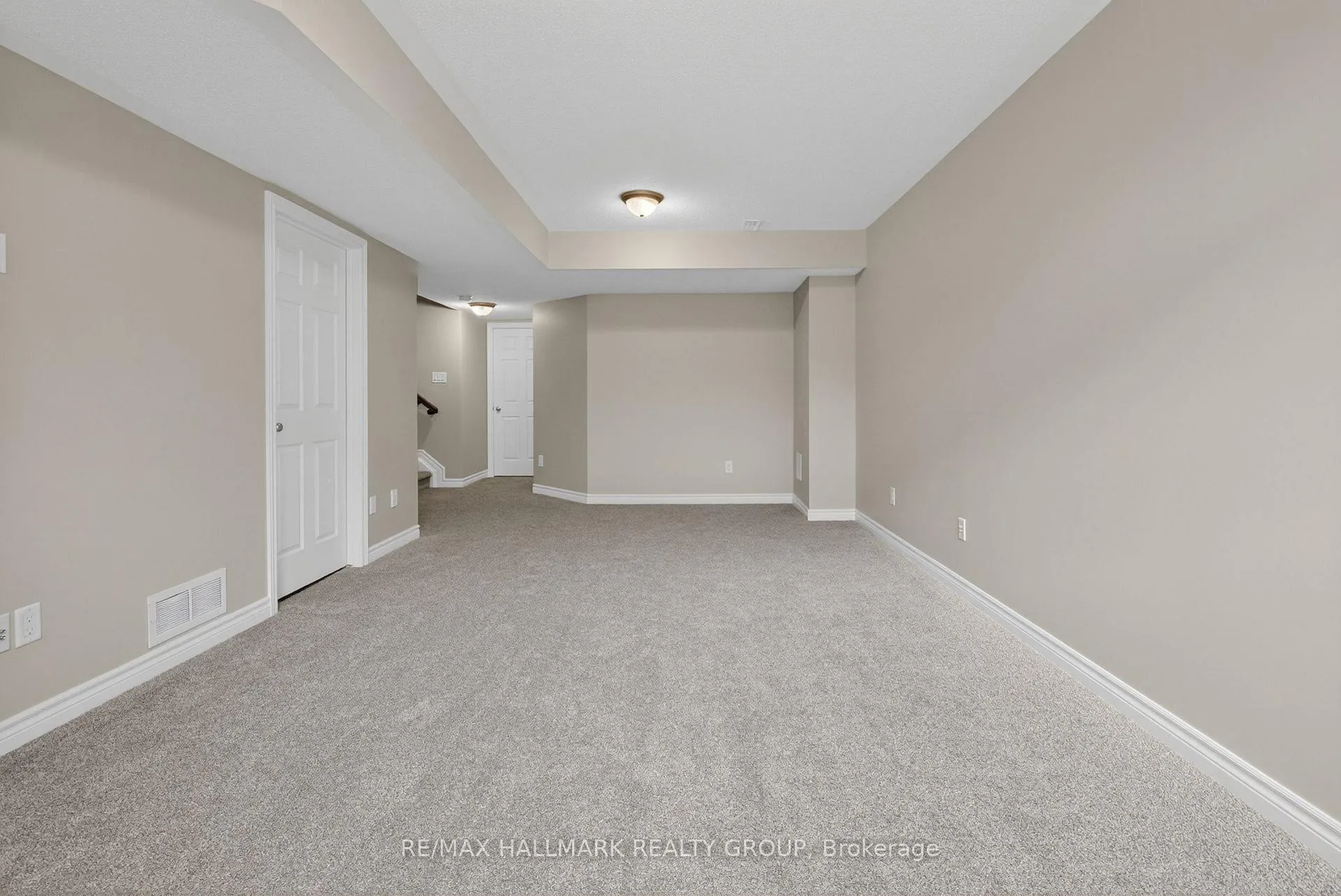 Photo 34 of 236 Trailsedge Way, Ottawa, Mer Bleue/Bradley Estates/Anderson Park — HOMEH