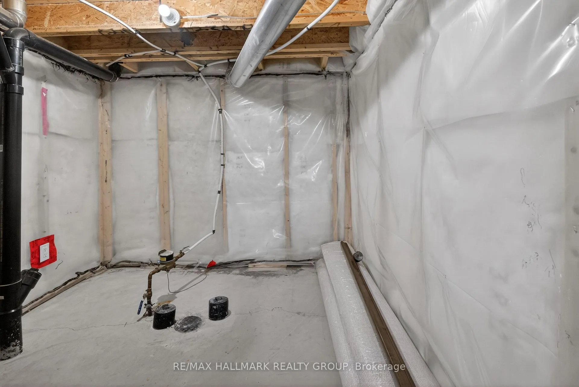 Photo 36 of 236 Trailsedge Way, Ottawa, Mer Bleue/Bradley Estates/Anderson Park — HOMEH