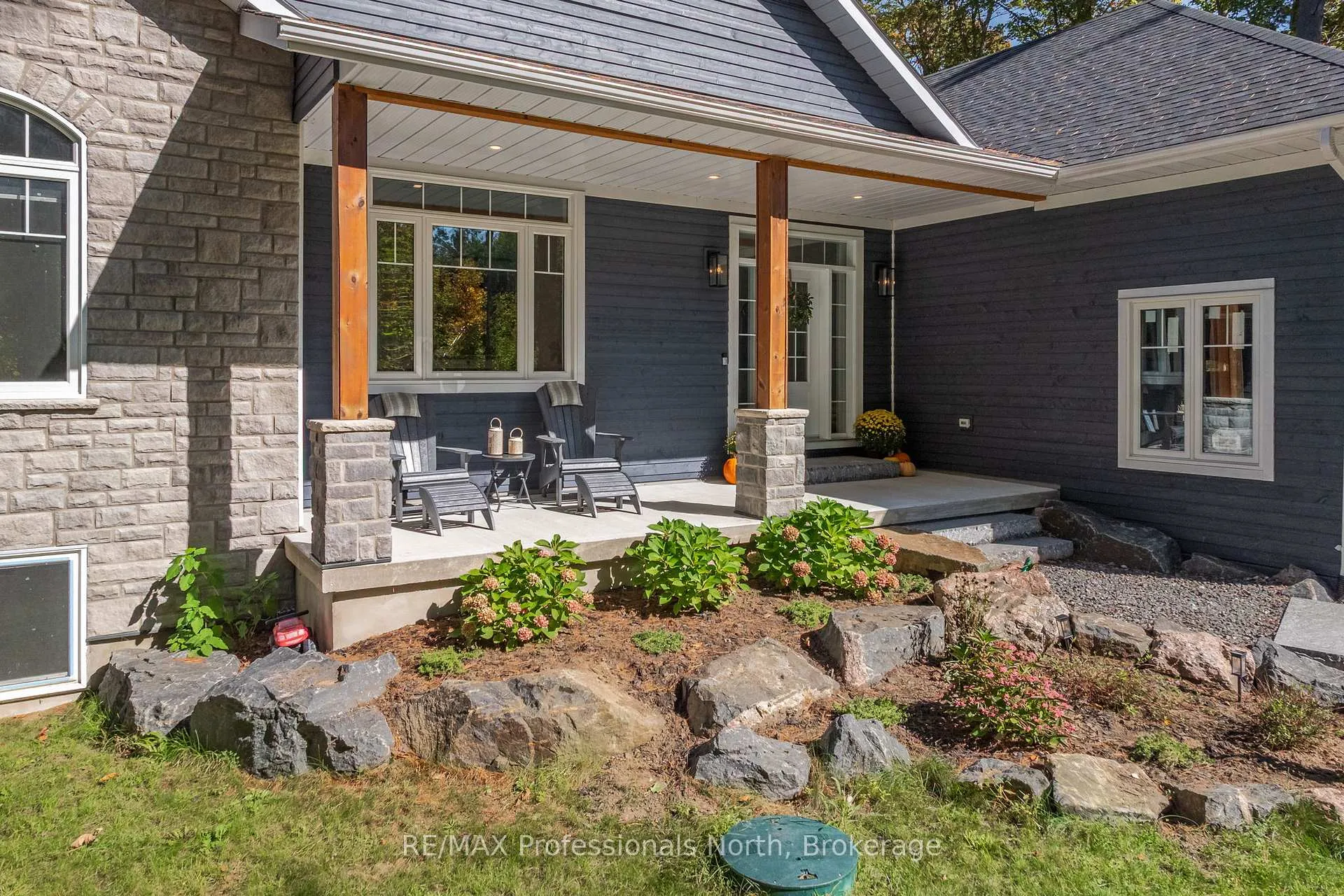 Photo 6 of 1034 Xavier Street, Gravenhurst, Morrison — HOMEH