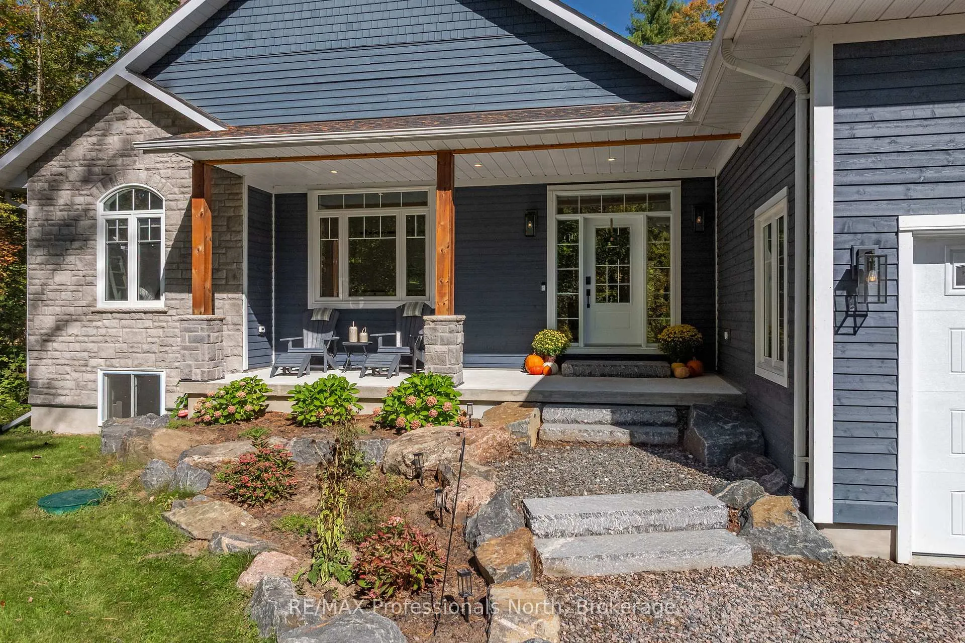 Photo 7 of 1034 Xavier Street, Gravenhurst, Morrison — HOMEH