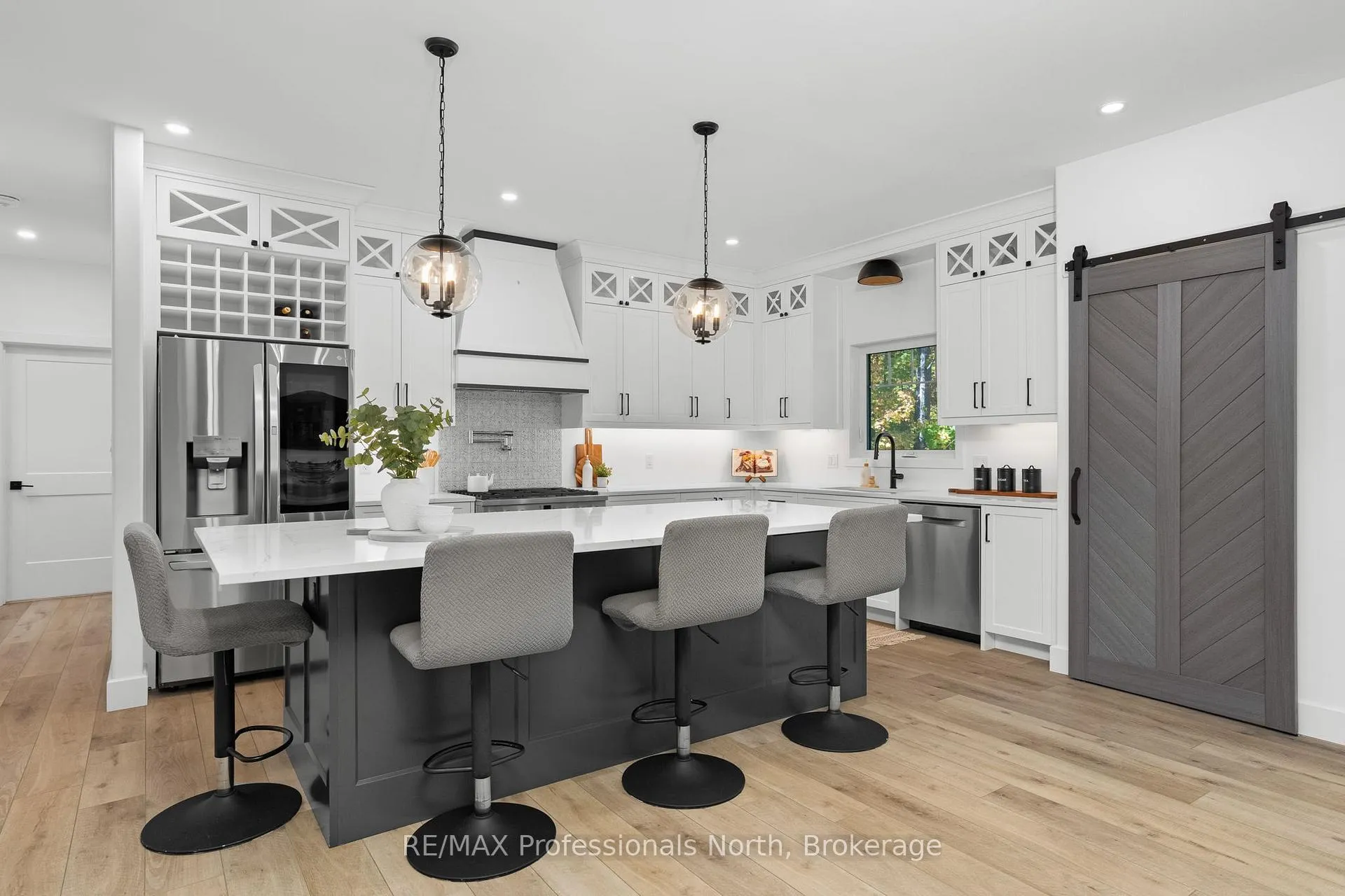 Photo 11 of 1034 Xavier Street, Gravenhurst, Morrison — HOMEH