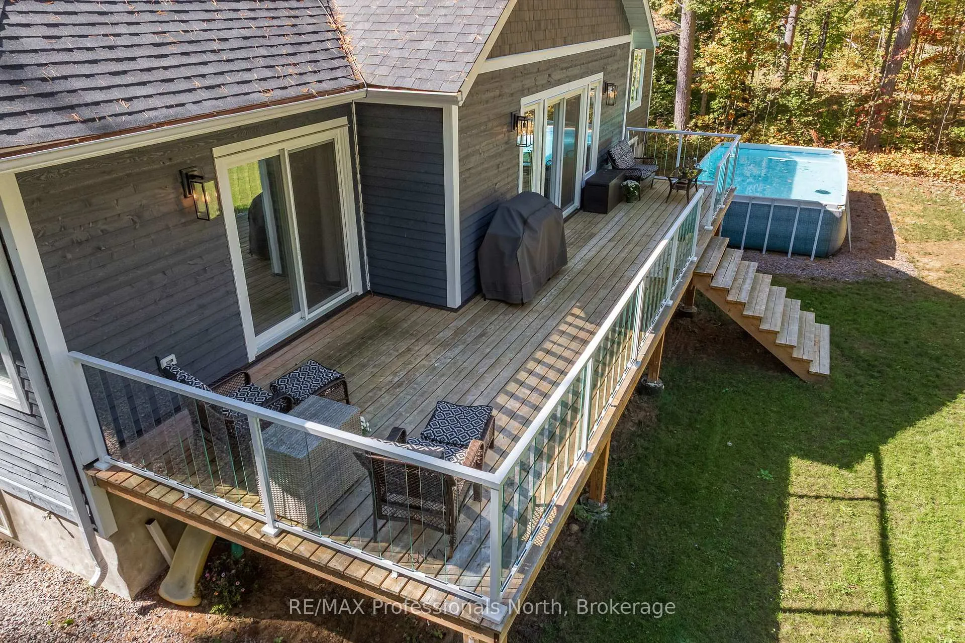 Photo 18 of 1034 Xavier Street, Gravenhurst, Morrison — HOMEH