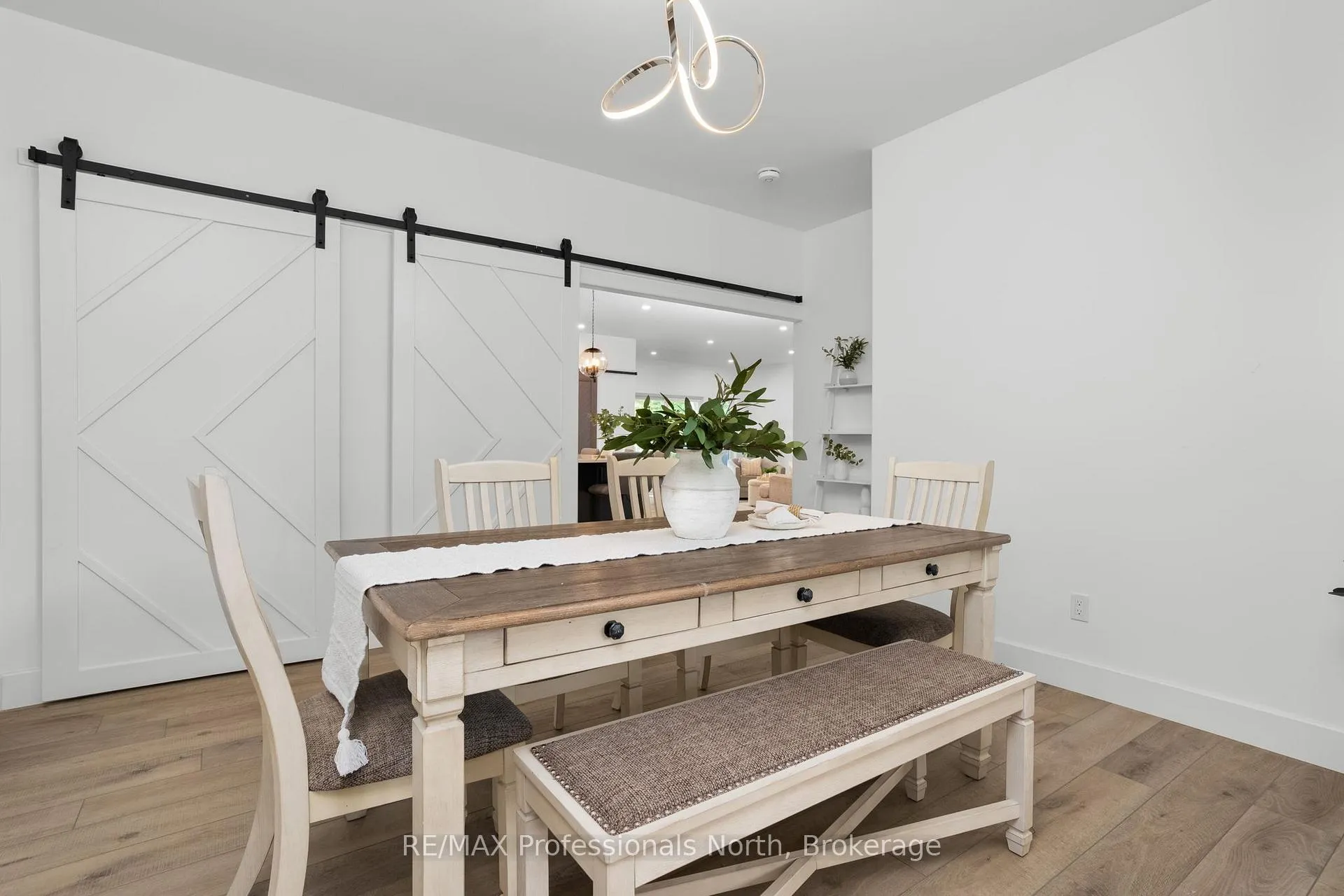 Photo 21 of 1034 Xavier Street, Gravenhurst, Morrison — HOMEH