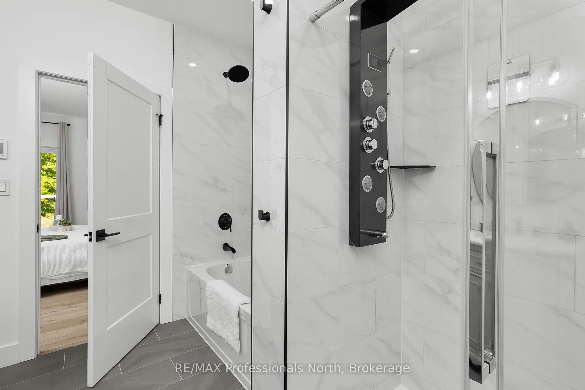 Photo 29 of 1034 Xavier Street, Gravenhurst, Morrison — HOMEH