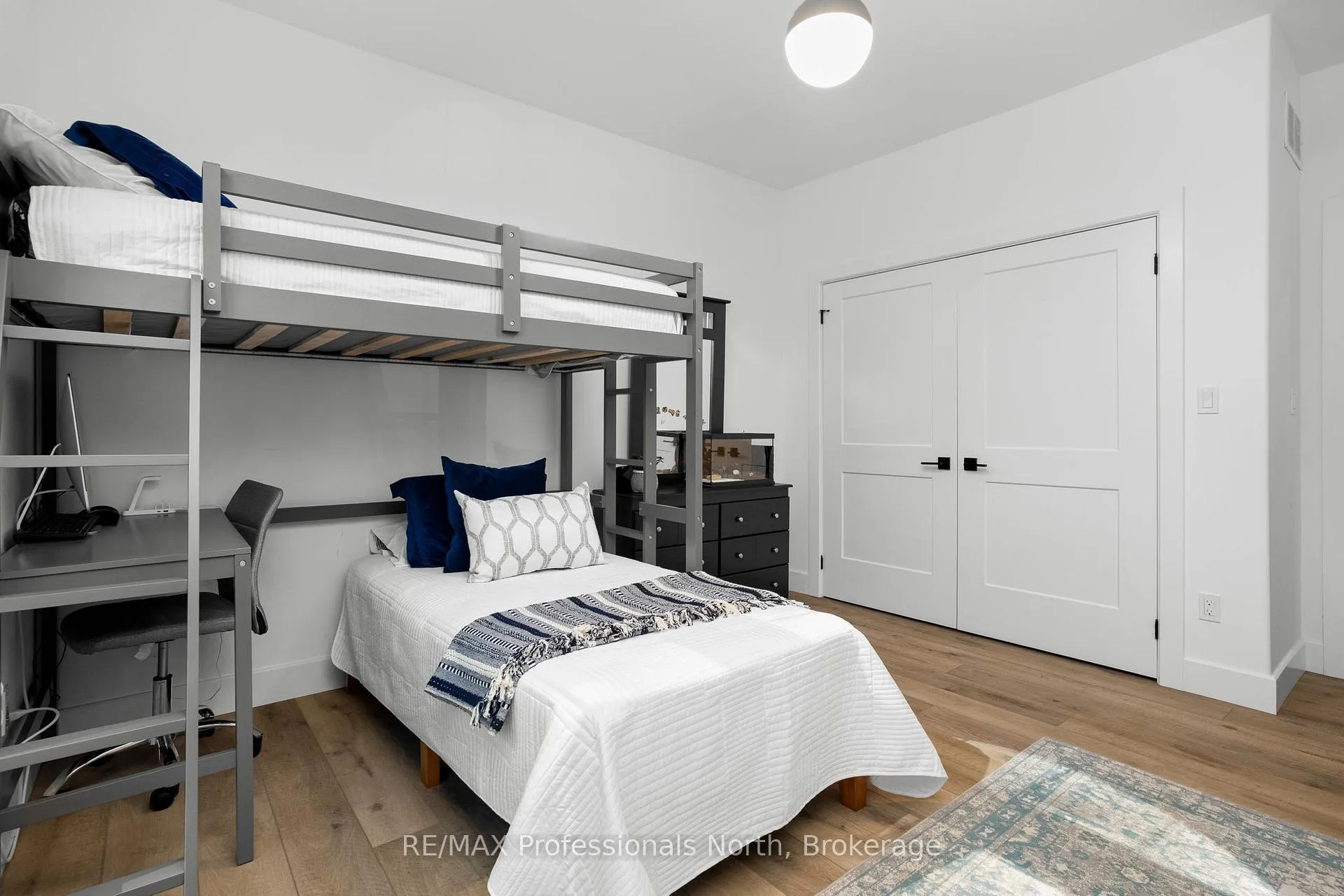 Photo 33 of 1034 Xavier Street, Gravenhurst, Morrison — HOMEH