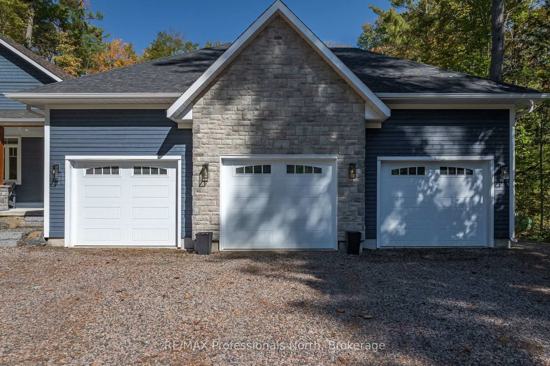 Photo 40 of 1034 Xavier Street, Gravenhurst, Morrison — HOMEH