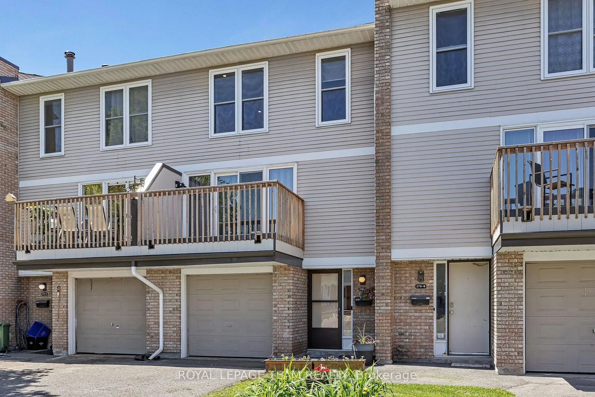 Front of Unit Unit C, 276 Dalehurst Drive