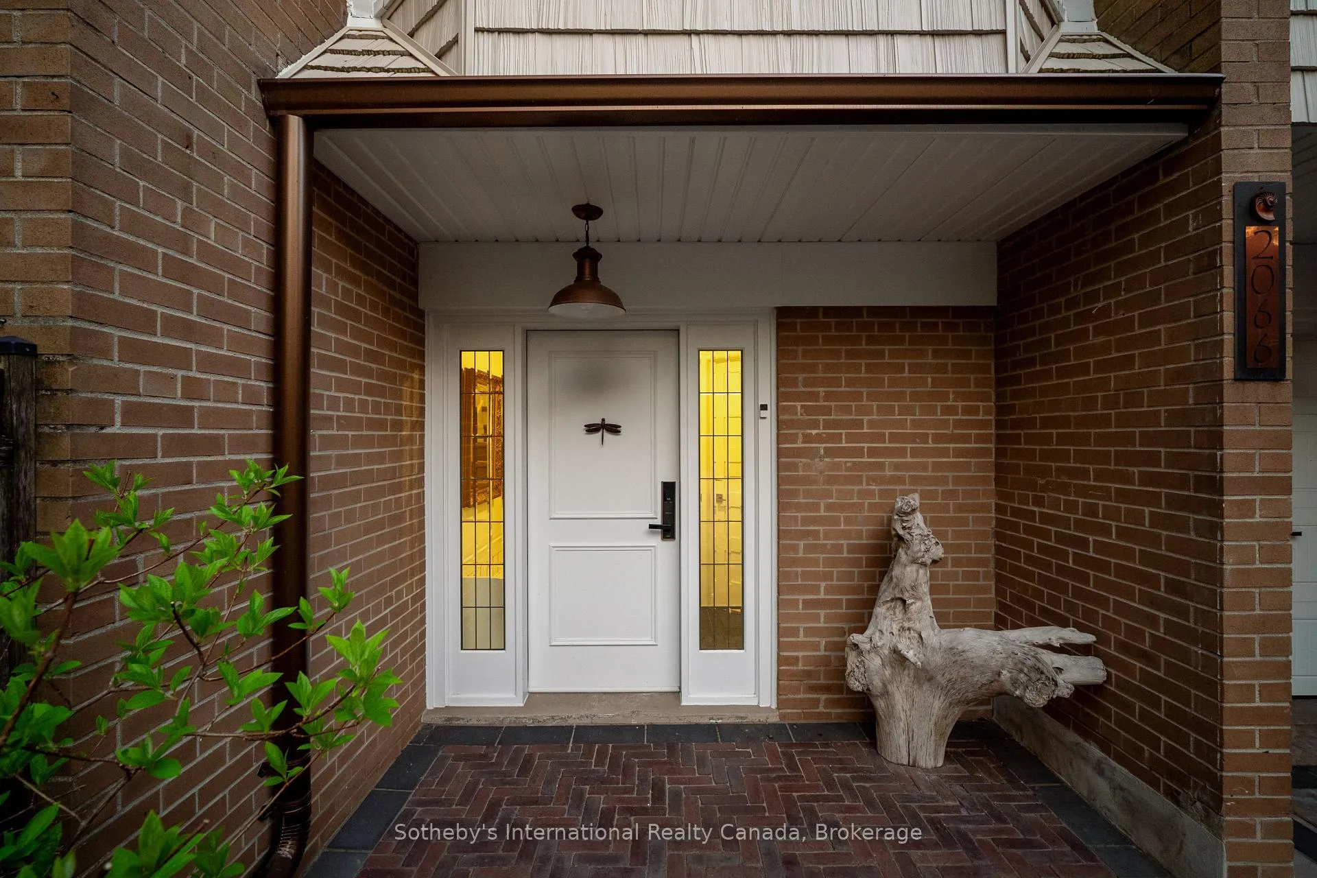 Photo 5 of 2066 Water's Edge Drive, Oakville, Bronte — HOMEH