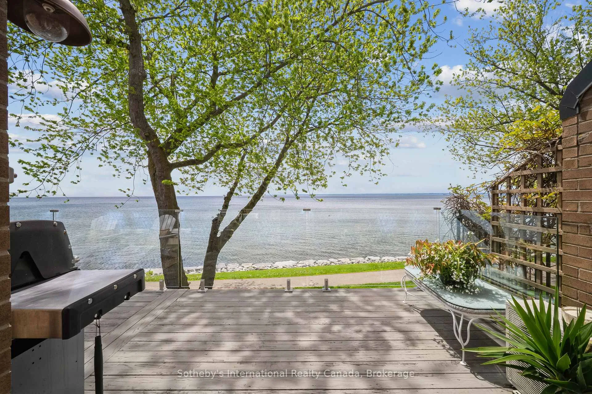 Photo 11 of 2066 Water's Edge Drive, Oakville, Bronte — HOMEH