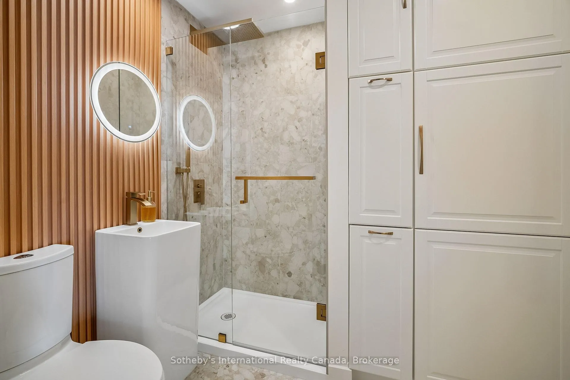 Photo 30 of 2066 Water's Edge Drive, Oakville, Bronte — HOMEH