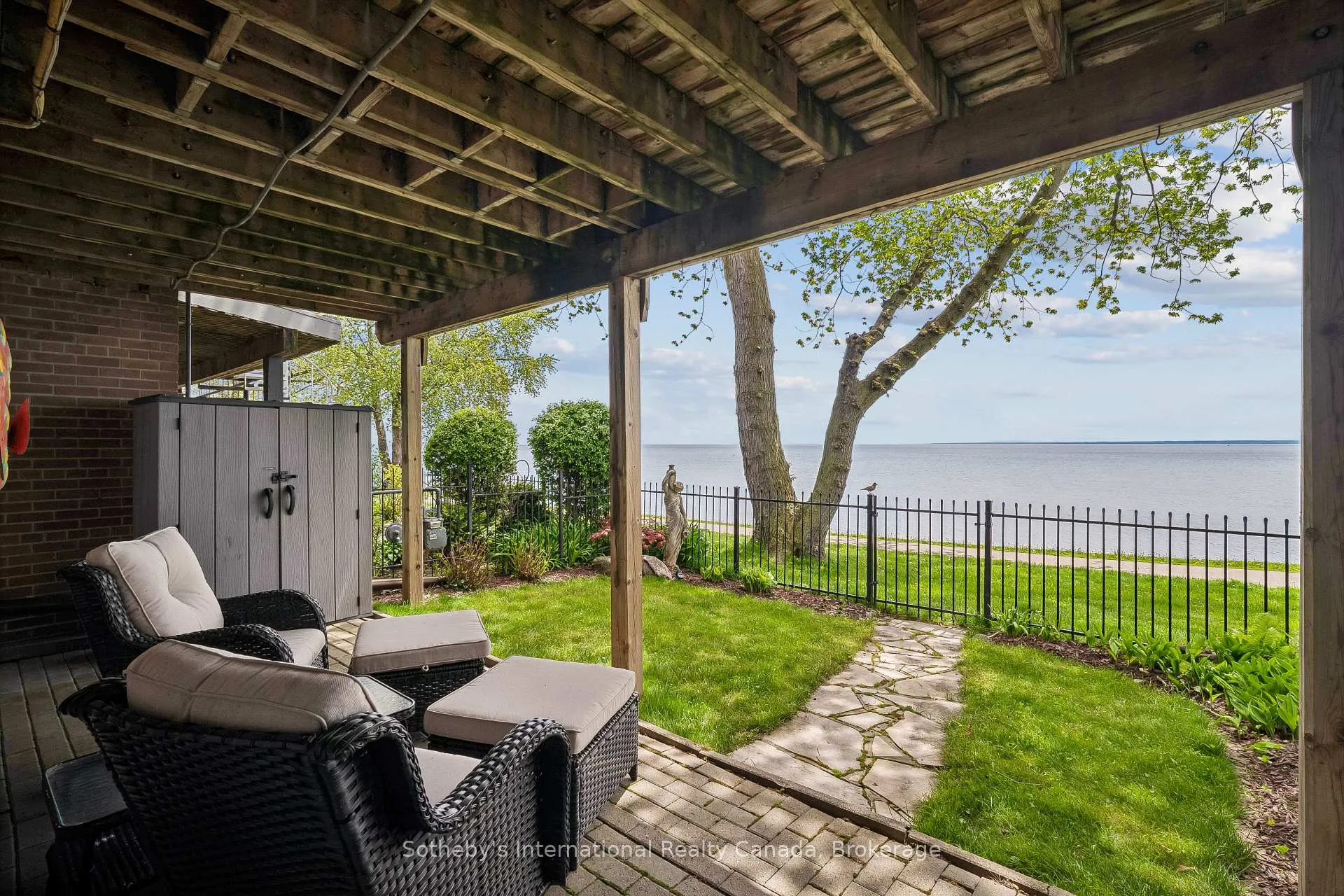 Photo 39 of 2066 Water's Edge Drive, Oakville, Bronte — HOMEH
