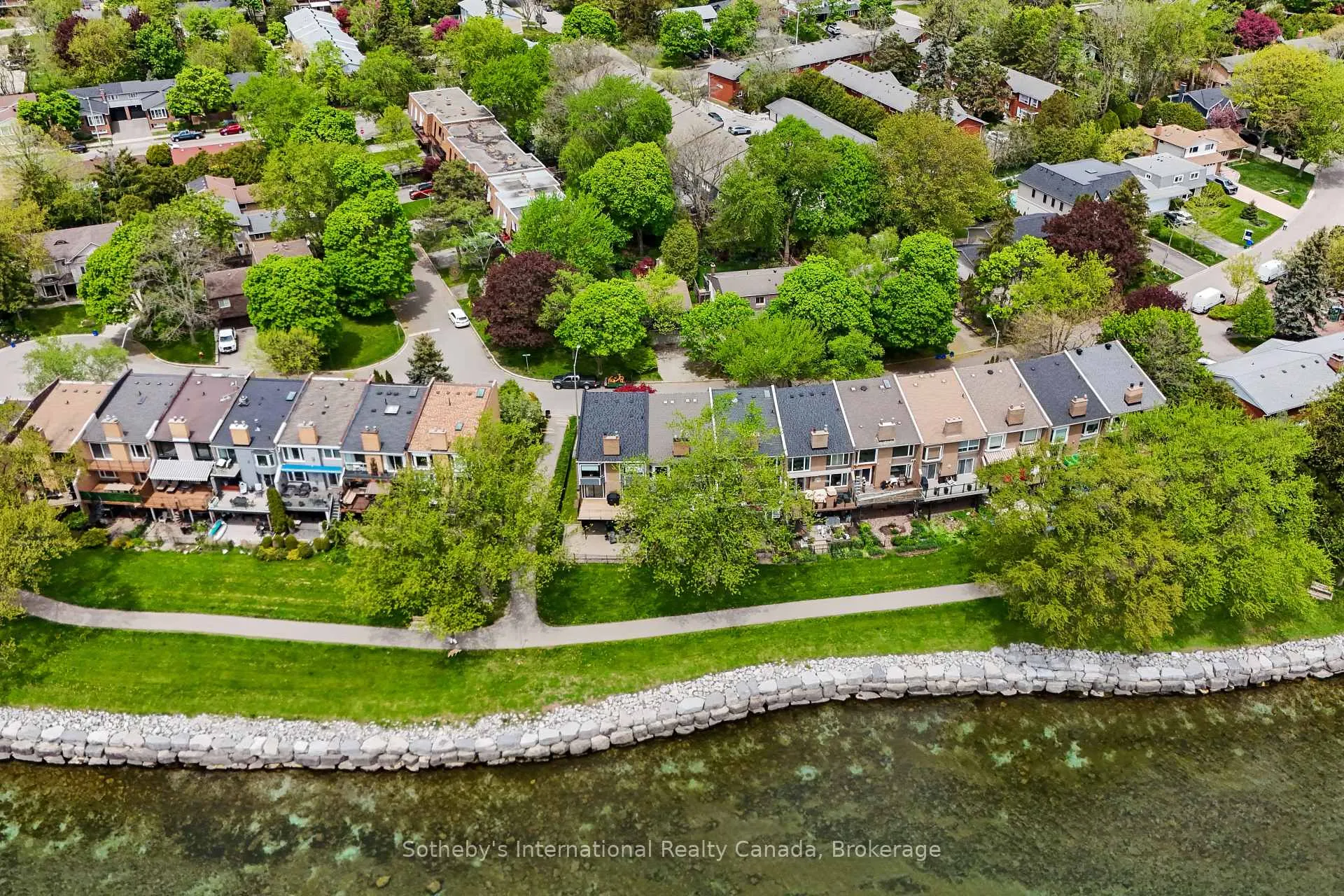 Photo 46 of 2066 Water's Edge Drive, Oakville, Bronte — HOMEH