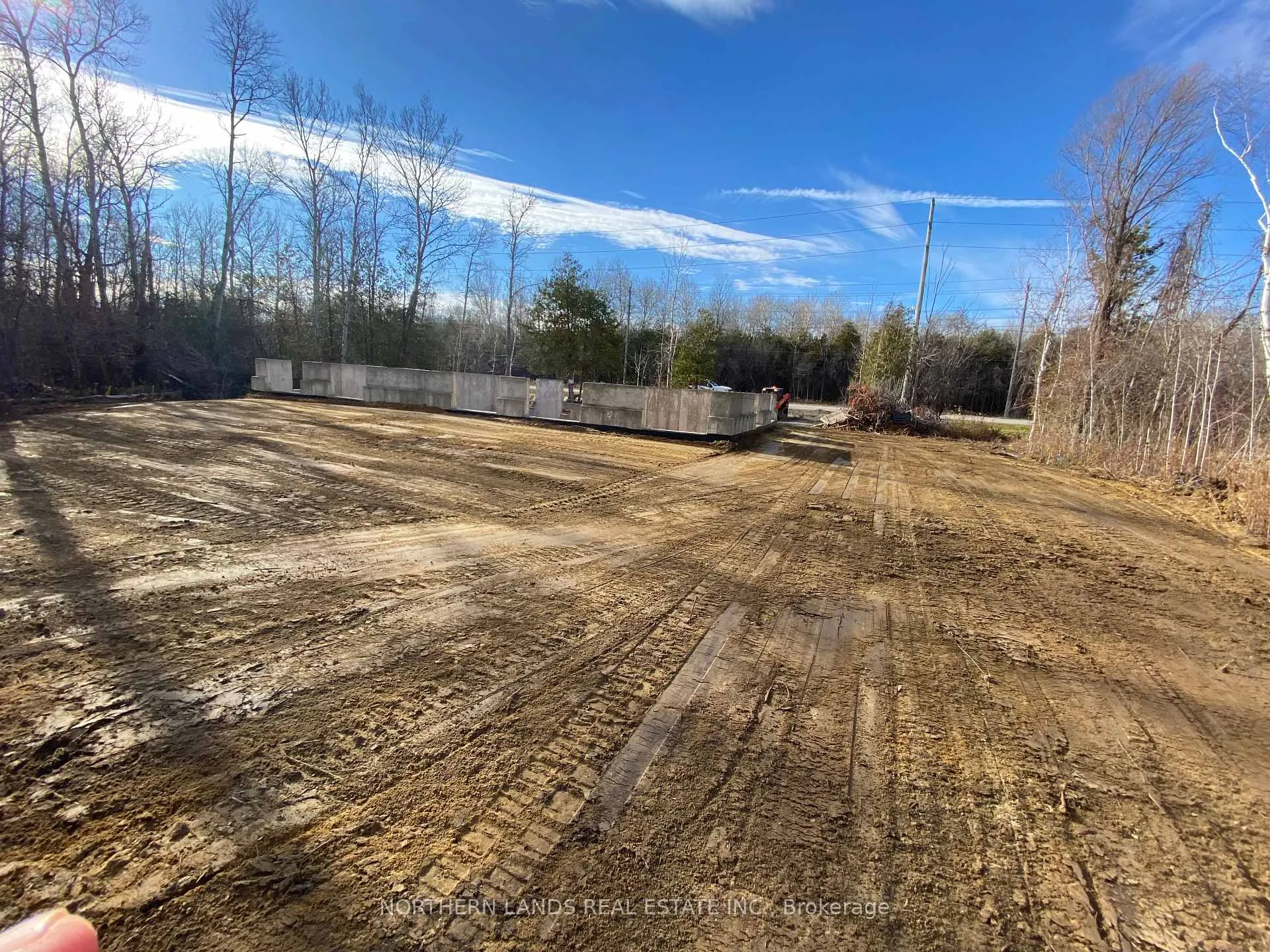 Photo 5 of 4205 Thickson Road North, Whitby, Taunton North — HOMEH