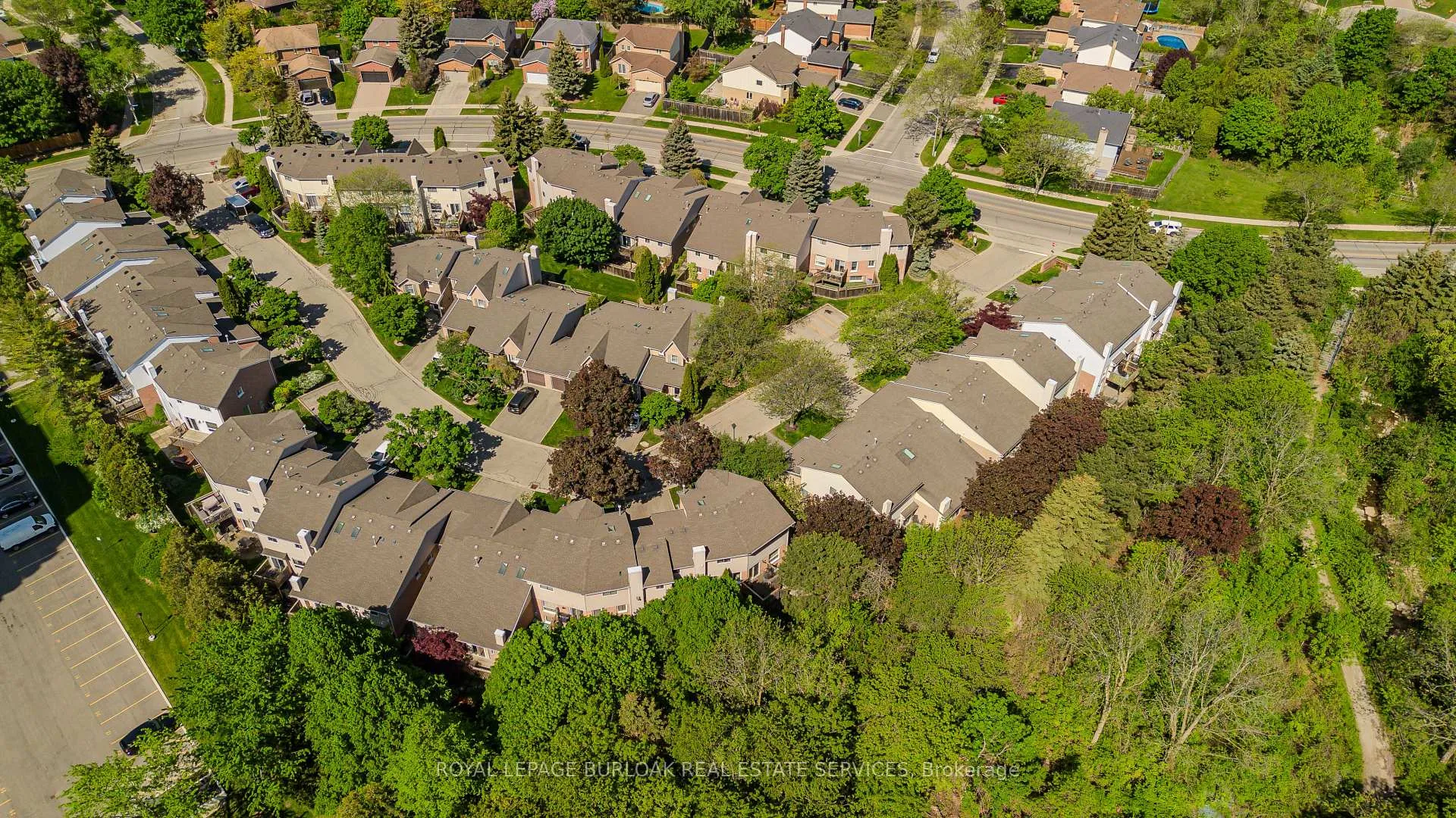 Photo 30 of Unit 10, 2155 Duncaster Drive, Burlington, Brant Hills — HOMEH