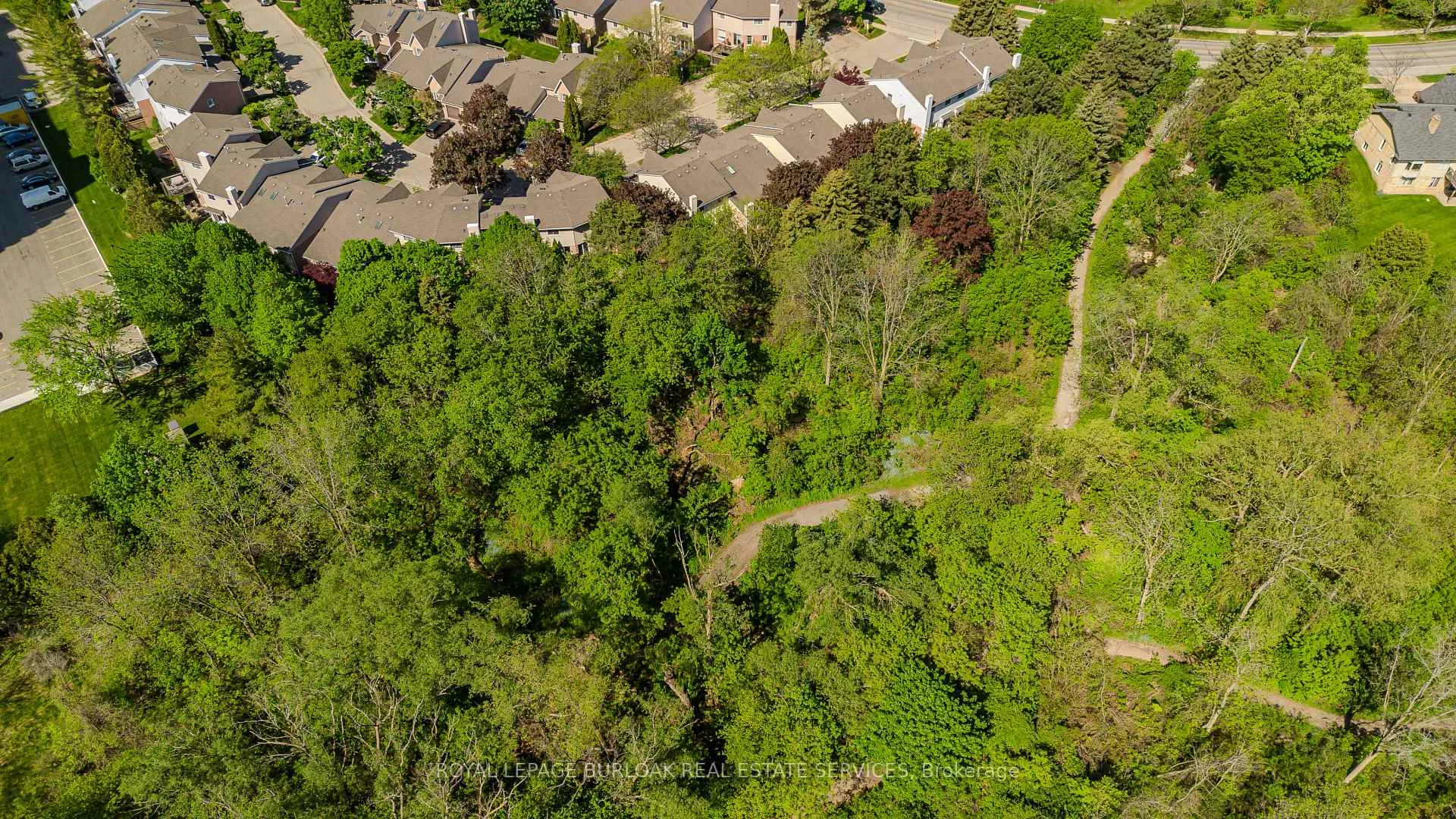 Photo 31 of Unit 10, 2155 Duncaster Drive, Burlington, Brant Hills — HOMEH