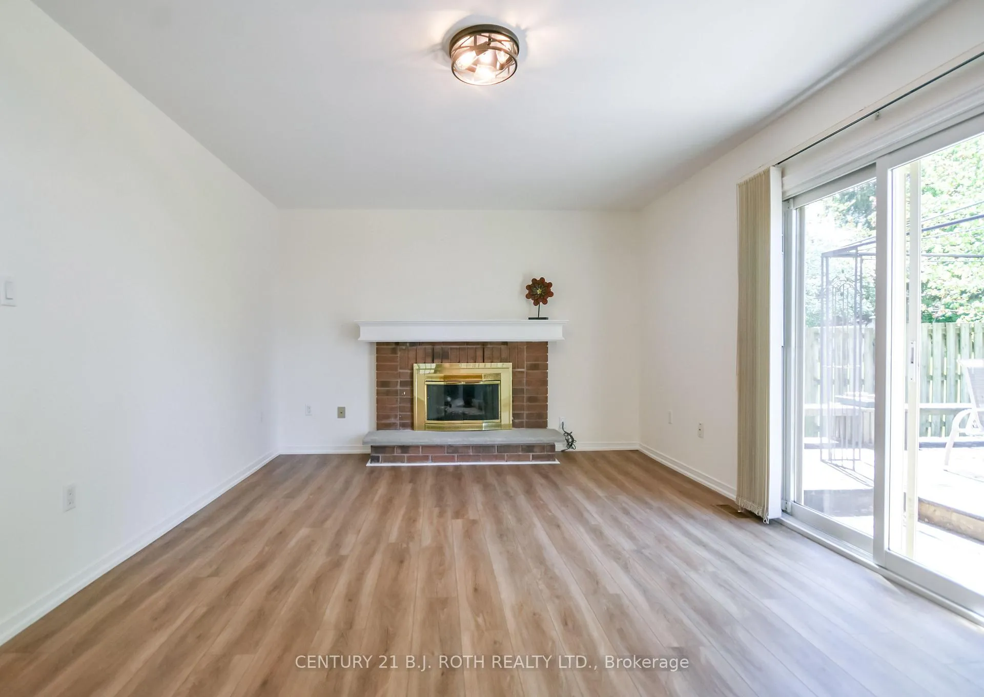 Photo 13 of 103 Herrell Avenue, Barrie, Painswick North — HOMEH