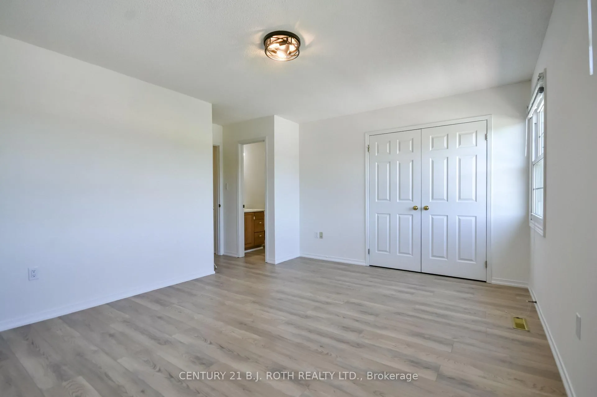 Photo 19 of 103 Herrell Avenue, Barrie, Painswick North — HOMEH
