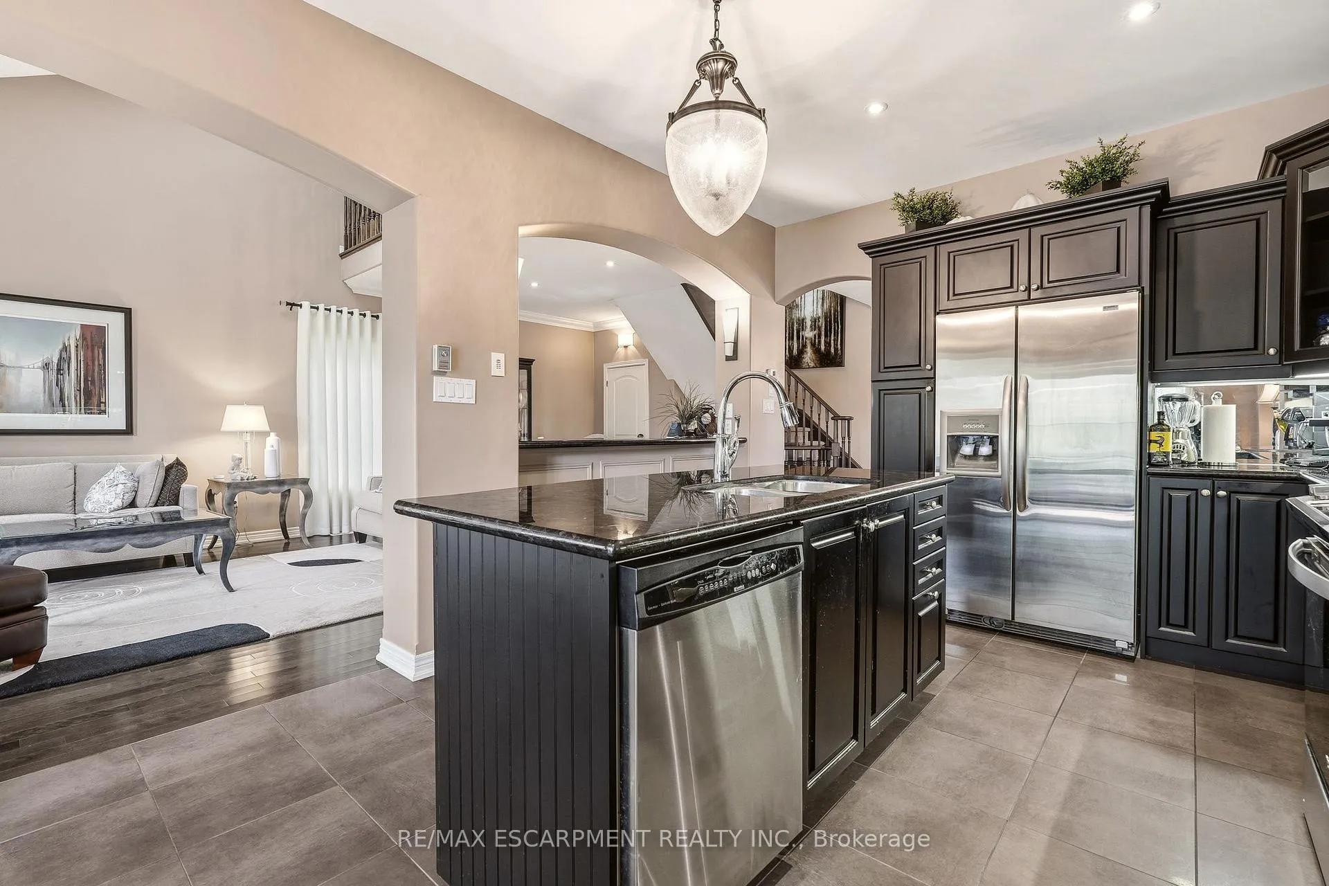 Photo 13 of 72 Mcgrath Court, Hamilton, Dundas — HOMEH