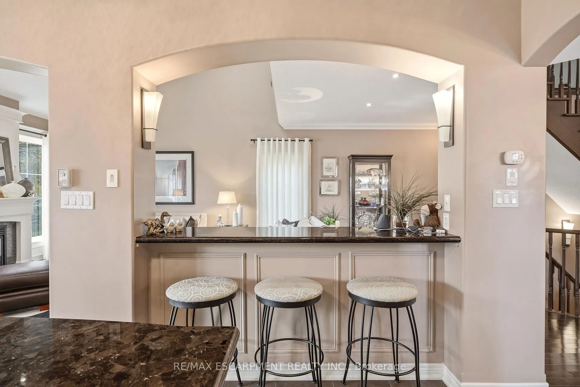 Photo 16 of 72 Mcgrath Court, Hamilton, Dundas — HOMEH